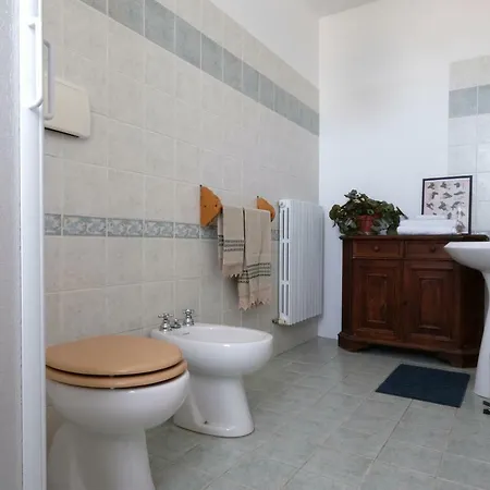 Casa Monteluro - 3* 타불리아