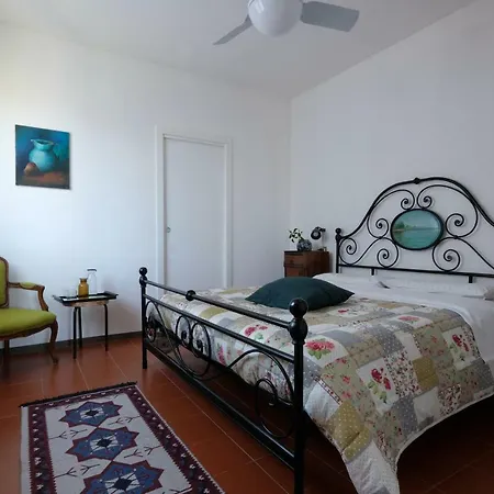 Alojamento de Acomodação e Pequeno-almoço Casa Monteluro - Tavullia