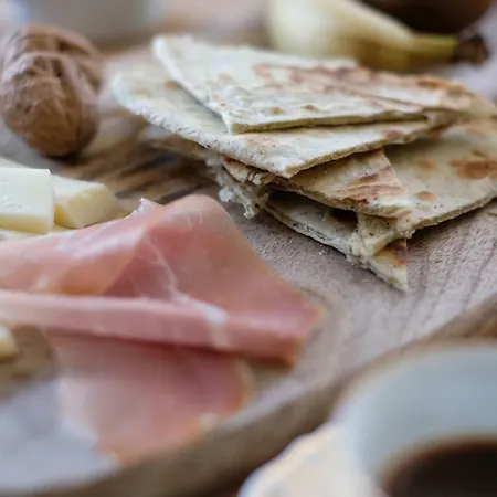 Bed & Breakfast Casa Monteluro - *